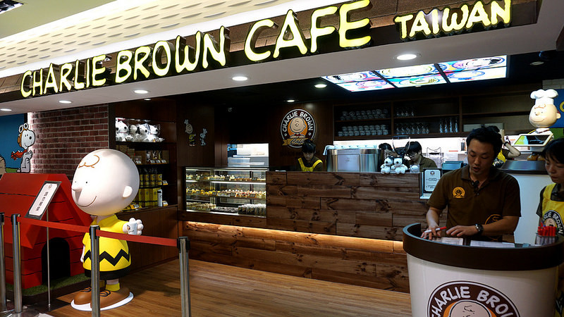 [新竹美食]查理布朗咖啡館．史努比Snoopy主題餐廳在新竹開店啦！Charlie Brown Cafe 新竹店