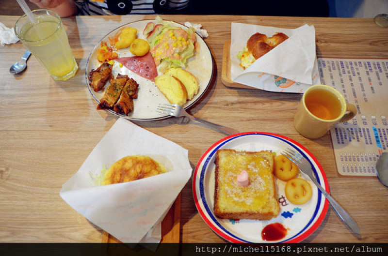 【美食--捷運南勢角站】EatMe食我： 中和區--早。自己 朝食製作所--自家手作烘焙，平價美味早午餐