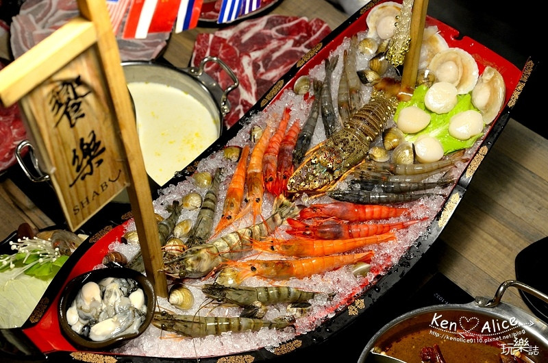 【食】台北民生社區美食_「饗樂Shabu精緻鍋物」超狂豪華鮮蝦船