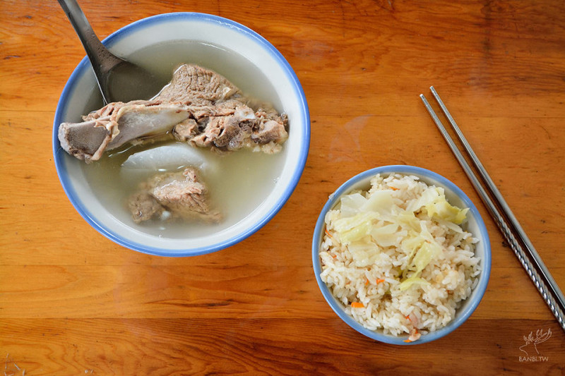 原汁排骨湯高麗菜飯-Banbi 斑比美食旅遊