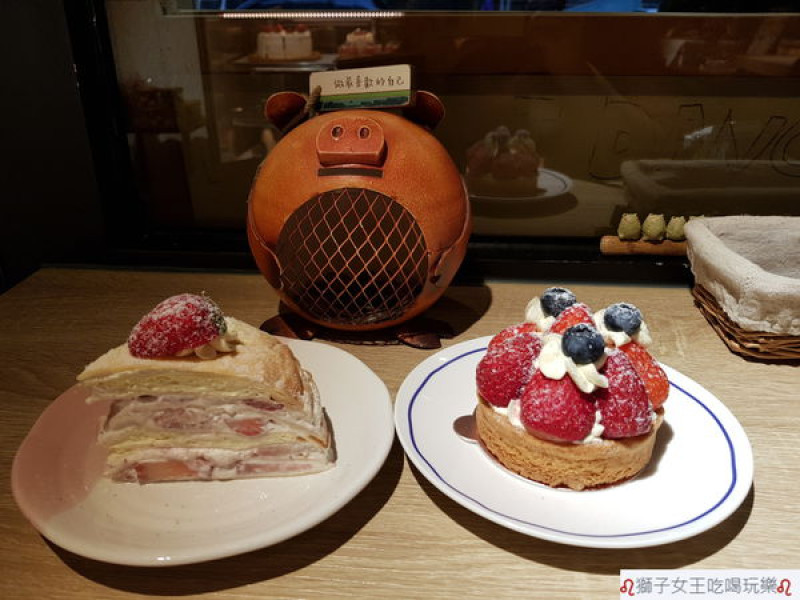 (新北●板橋)小豬圓舞曲Dessert Danc~江子翠捷運站~每日限定甜點~巷弄間的美味甜點~季節限定草莓塔~草莓千層