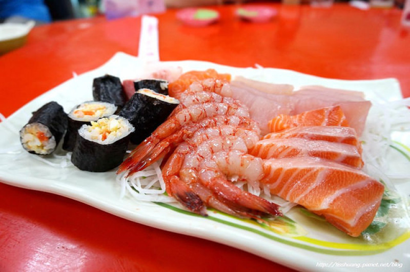 基隆美食｜榮生魚片｜在地人推薦的海鮮店，基隆廟口美食