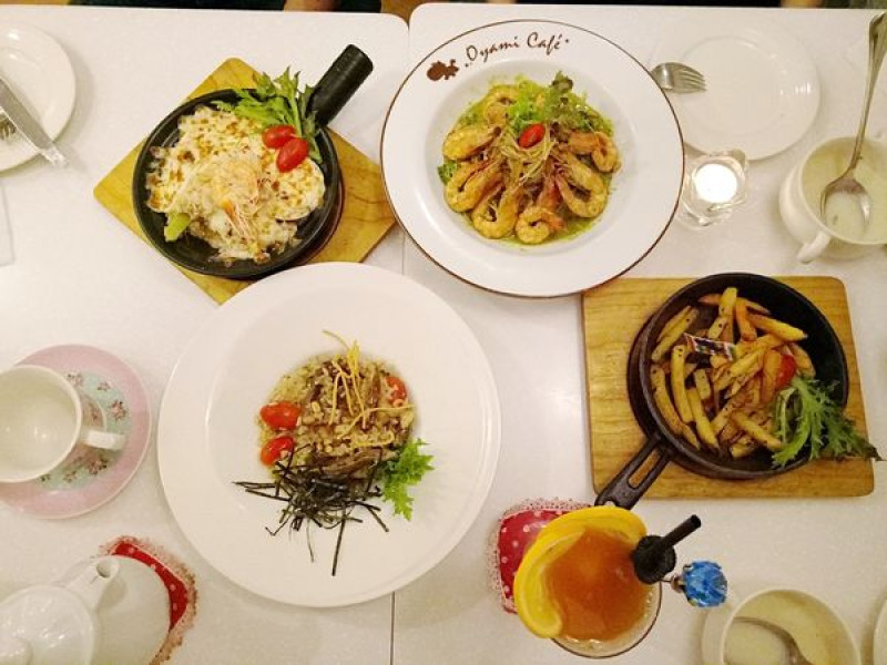 【食記】少女心融化的 Oyami Cafe ～ 板橋下午茶、義大利麵、鬆餅 / 近捷運新埔站