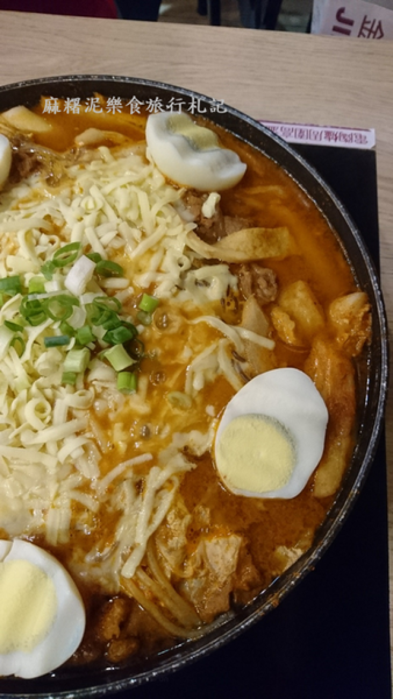【台中 西屯】逢甲美食，韓國正統年糕鍋『三清洞摩西年糕鍋』(含菜單