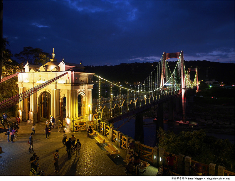 【桃園 Taoyuan】大溪老街古蹟美食巡禮 華麗復古的大溪橋夜景 Daxi