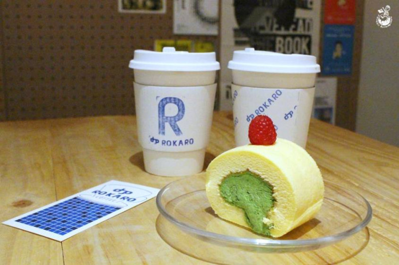 台中西區︳ROKARO coffee ，隱密的藍白配日系風格咖啡店 - 金大佛的奪門而出家網誌