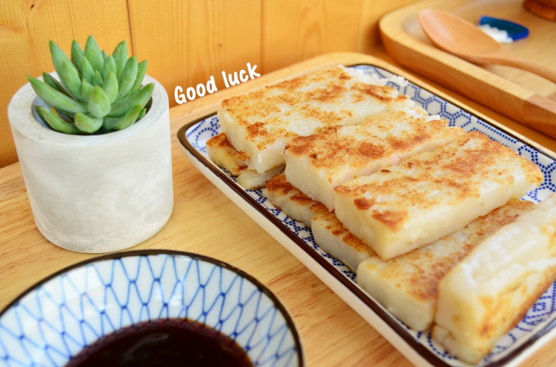 Good Luck 菜頭粿│文青風蘿蔔糕！日式風情攤位品嘗中式早點美味！