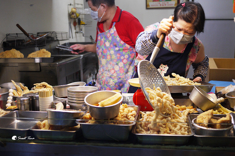 【食記．士林】北台灣第一香鹽酥雞 - 不加回鍋油 | 新鮮油炸不油不膩 ღ社子美食．銅板小吃ღ