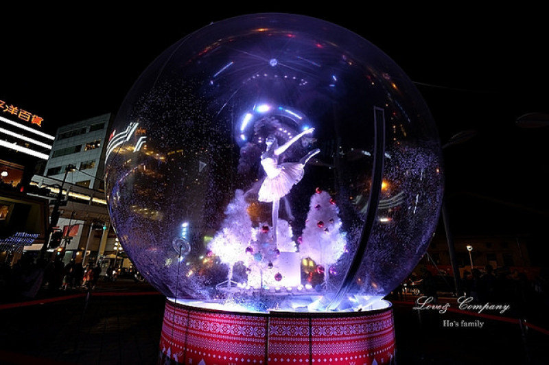 【屏東景點】屏東公園～全台唯一聖誕水晶球！百年公園變身夢幻北歐國度聖誕光景