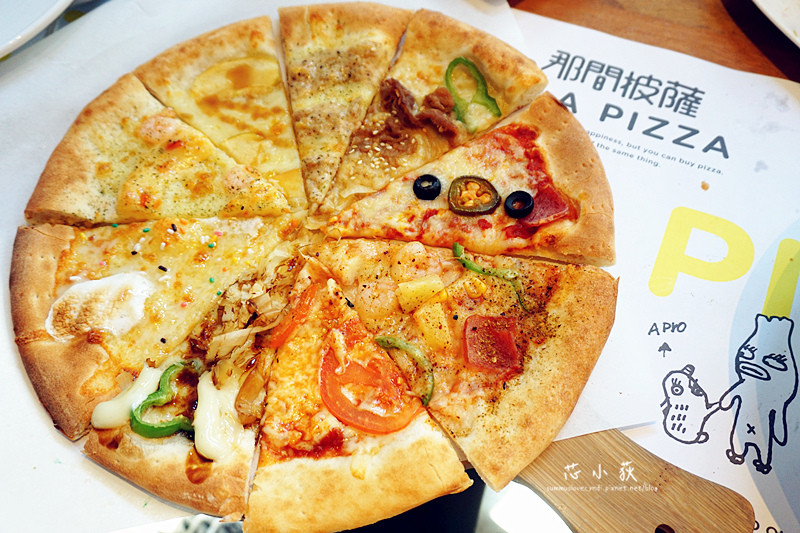 La Pizza 那間披薩。349元披薩吃到飽，任一主餐+披薩、炸物、飲料無限量供應，近中興大學高CP值美味薄片披薩，學生小資族聚餐推薦!