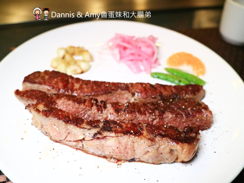 《新竹餐廳》莉格鐵板燒。新竹市區內份量十足牛排鐵板燒。海鮮肉品一次滿足︱（影片） - Dannis & Amy魯蛋妹和大腸弟