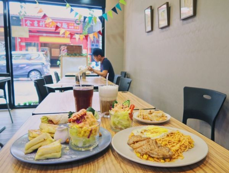 [新北新莊區] 美食提案 X 我們早午餐∥隱身巷弄樸質早午餐店/份量實在/推薦香榭法國吐司套餐∥