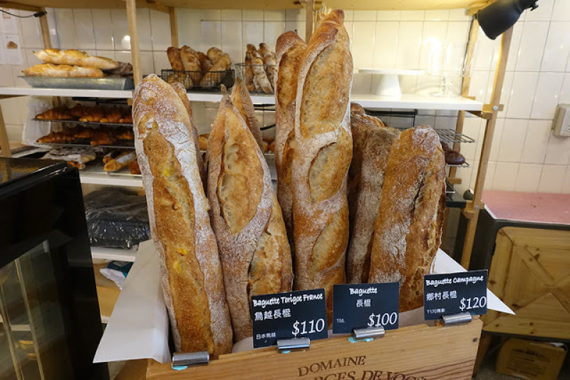 [食記] M PAIN ● BOULANGERIE & PÂTISSERIE。種類眾多的歐式麵包、法國麵包。隱身在中壢的老屋烘焙坊~