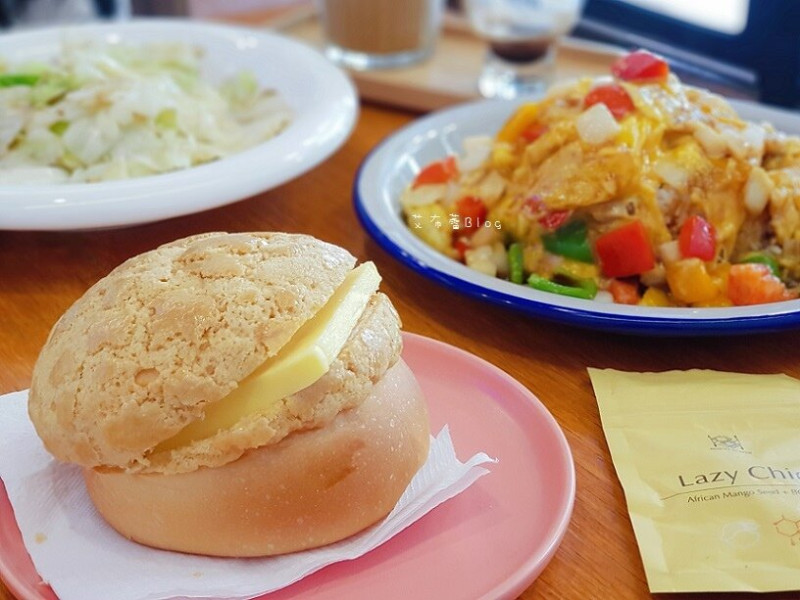 《高雄美食》崔記小餐館❤香港老闆的用心料理~好吃又道地｡