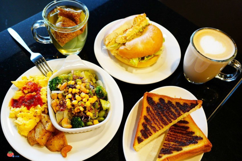 怡客咖啡 台北早午餐 CP平價 免費WIFI不限時可久坐 含菜單