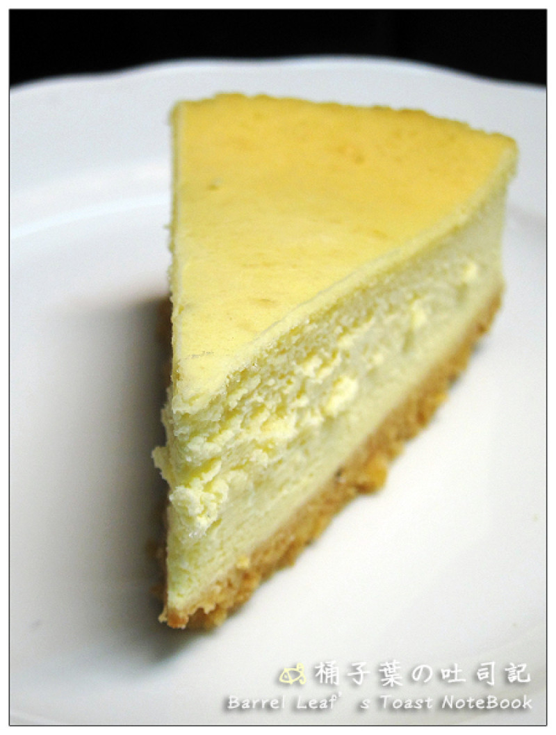 【甜點蛋糕】水母吃乳酪 -- 低熱量、輕負擔的健康濃郁乳酪蛋糕