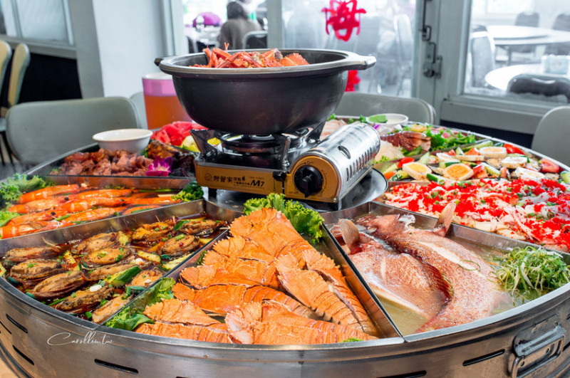 Google破千好評的澎湖平價海鮮餐廳，超浮誇隱藏版「海鮮霸王餐」！ @卡琳摸魚兒趣