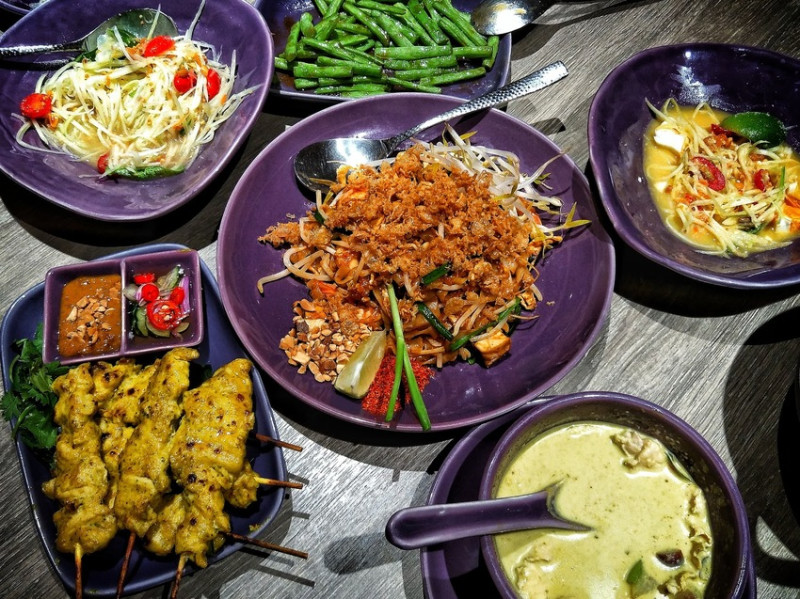 她思鄉你吃香：泰國使館的國民料理推薦（Nara Thai)
