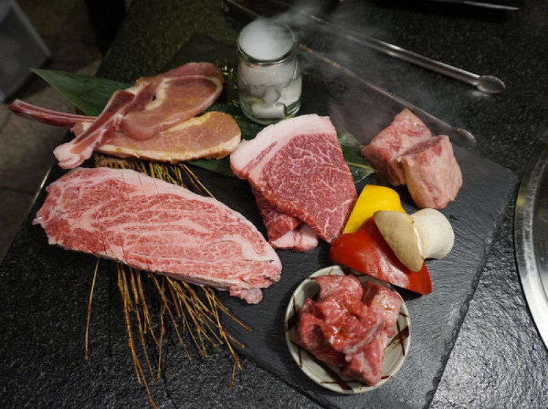 鹿兒島燒肉專賣店(新莊中華店) ♥ 選用日本A5和牛 ♥ 高品質燒肉店 ♥ 新莊燒烤美食
