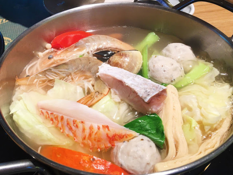 【台北】2019- 南京三民站- Hi-Q鱻食褐藻主題餐廳- 吃吃褐藻長大的魚～*