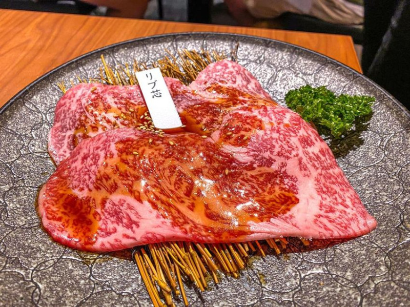 台中米其林一星燒肉【俺達の肉屋】菜單線上訂位 台中最好吃的單點燒肉無誤！