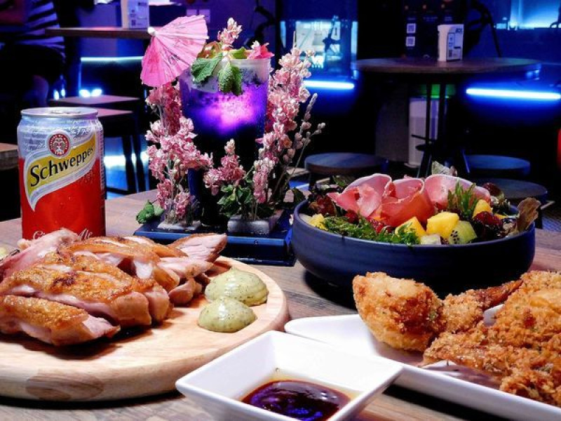 VR餐酒館 BOX Taipei :東區市民大道餐酒館，全台首創，價位環境美食大公開