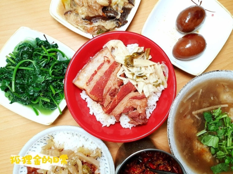台中美食 │ 冬瓜楊魯肉飯 古早味紅麴魯肉飯、爌肉飯、香菇肉焿、白菜魯 好滋味日常美食