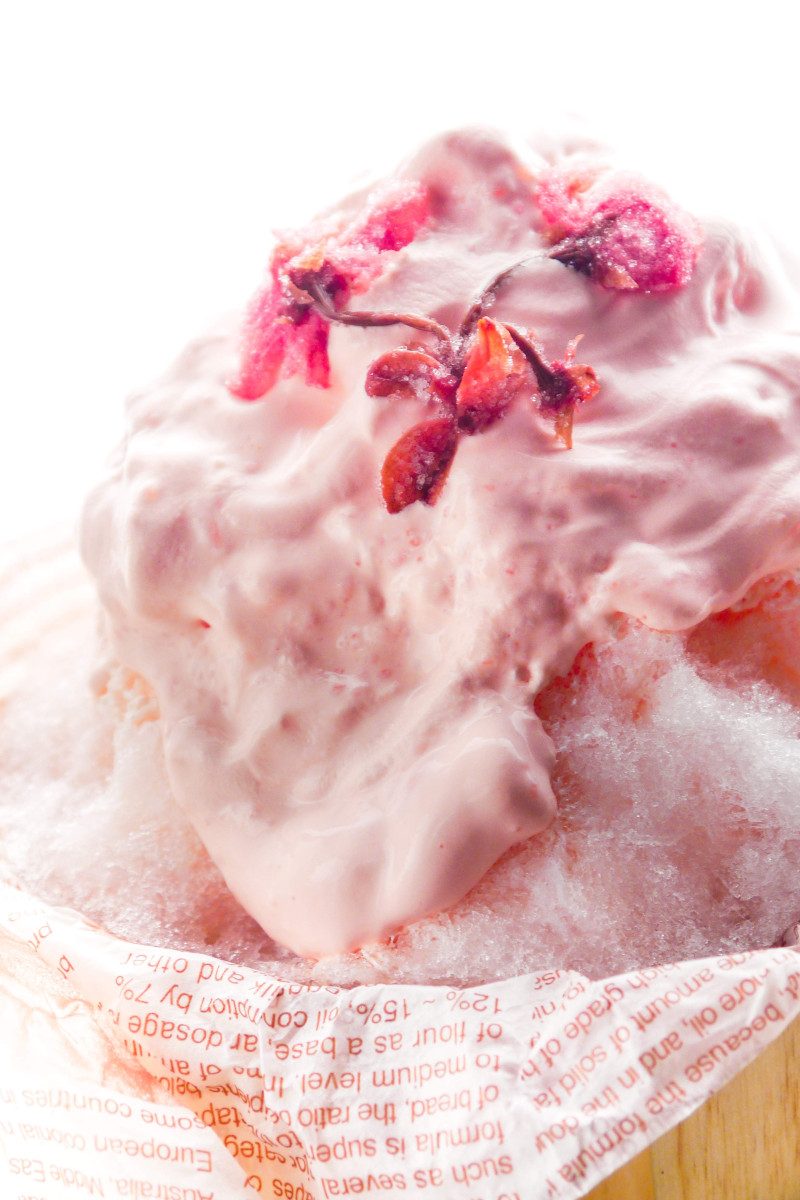 剉冰在進化！妃黛美式海鮮餐廳推出「Espuma 奶雪一桶冰」戀戀櫻花、相思抹茶、金箔冰，三層口感新吃法！