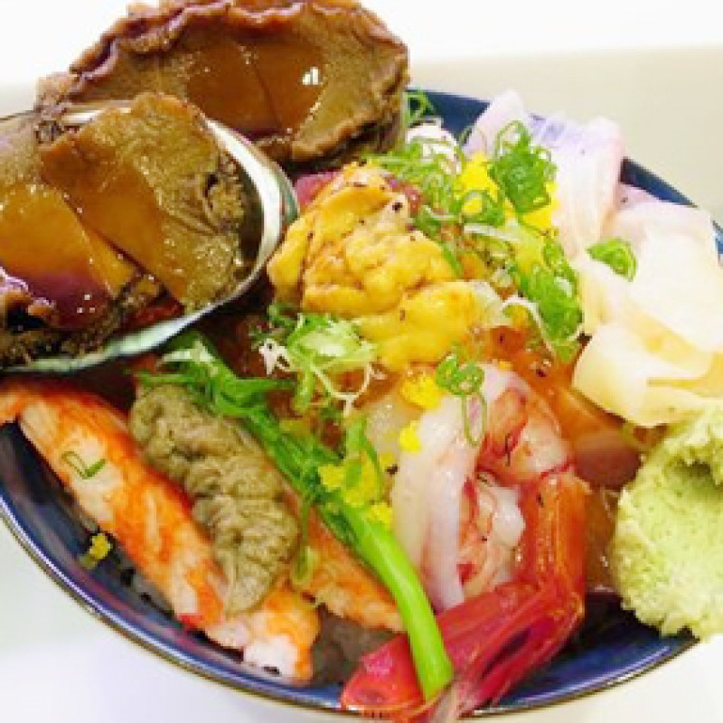 GRD3日誌---06112014 二男小家料理：C/P值超高滷鮑魚海鮮丼飯