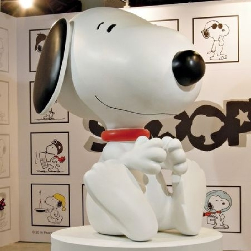 高雄鹽埕區＊走進花生漫畫Snoopy 65週年巡迴特展～夏日來駁二看史努比吧！