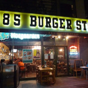 1885 Burger Store