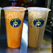 台南泰式奶茶推薦:夜市中的柬埔寨奶茶  南洋風香濃茶韻奶香  還有少見的泰式奶茶冰沙與香蘭綠豆奶