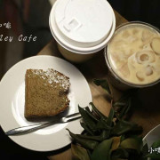 【永和美食】『衛斯理咖啡 Wesley Cafe』永和咖啡廳推薦/平價咖啡/藝術畫室風格/不限時咖啡廳/外帶、外送/大推特調咖啡、美味手工磅蛋糕