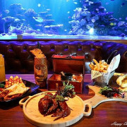 東區餐酒館『AQUA Lounge』台北東區最chill的海底世界,創意調酒,美味餐點,讓人放鬆約會,盡情小酌！
