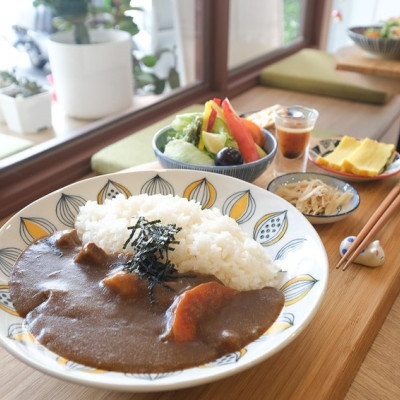嘉義日式洋食 | 栗野朝午食 溫馨、日式風格的咖哩小食堂。