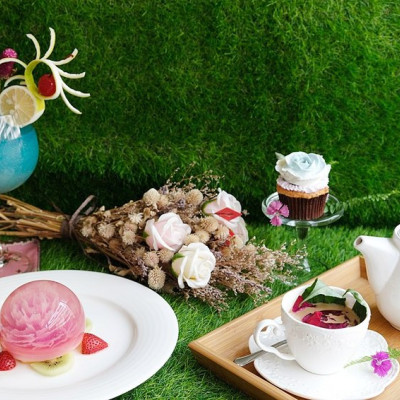 高雄下午茶推薦︳蔝蓨花苑Miss U Flower Tea House-甜點和飲料都彷彿藝術品，讓網美心花朵朵開的夢幻咖啡店 - 金大佛的奪門而出家網誌