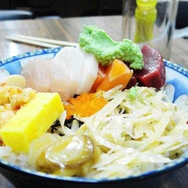 台北市 餐飲 日式料理 滬申泰生魚片蓋飯