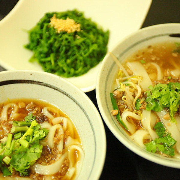 台東縣 餐飲 客家料理 200哩客家粄條小吃
