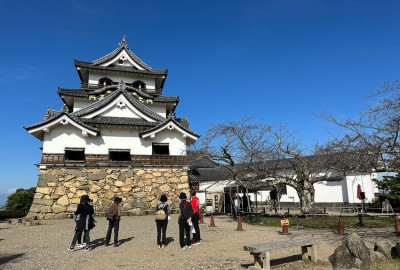 日本琵琶湖一日遊》百年國寶彥根城與搭船探訪神明居住的竹生島，吸收滿滿能量