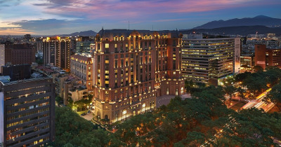 酒店界奧斯卡「米其林星鑰」首屆評選出爐!台北文華東方酒店以傳奇服務與奢華體驗,勇奪台灣首批一星鑰殊榮。